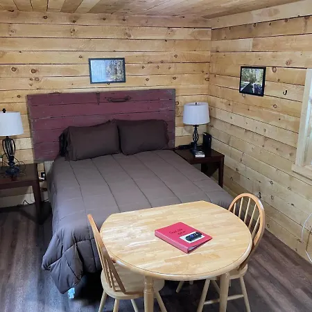 Canal Cabins Paw Paw Exterior photo