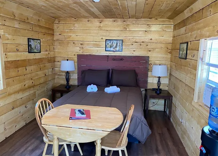 Canal Cabins