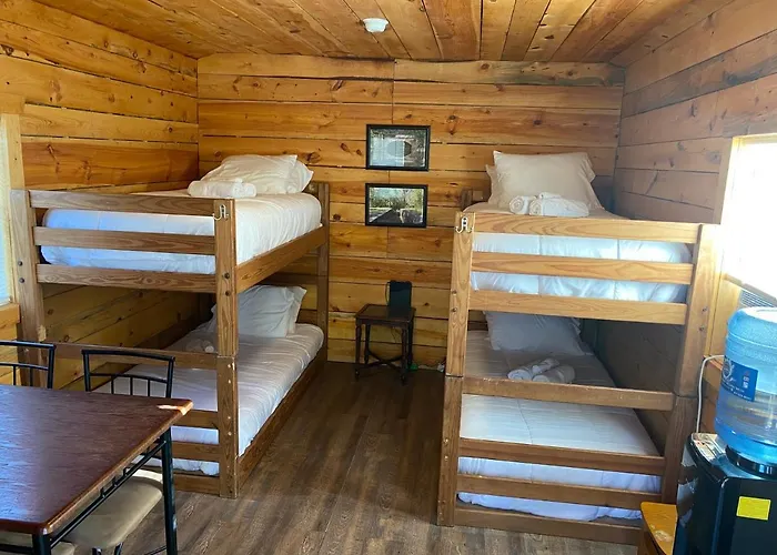Canal Cabins